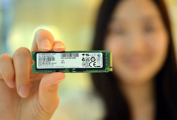 Samsung    SSD- PCIe  