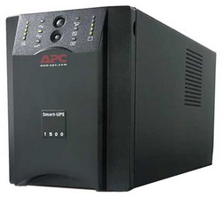  APC Smart-UPS 1500VA USB & Serial 230V